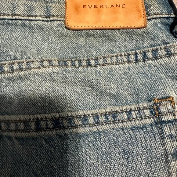 Everlane Denim Mini Skirt Distressed Light wash women’s size 29. EUC - Picture 4 of 10